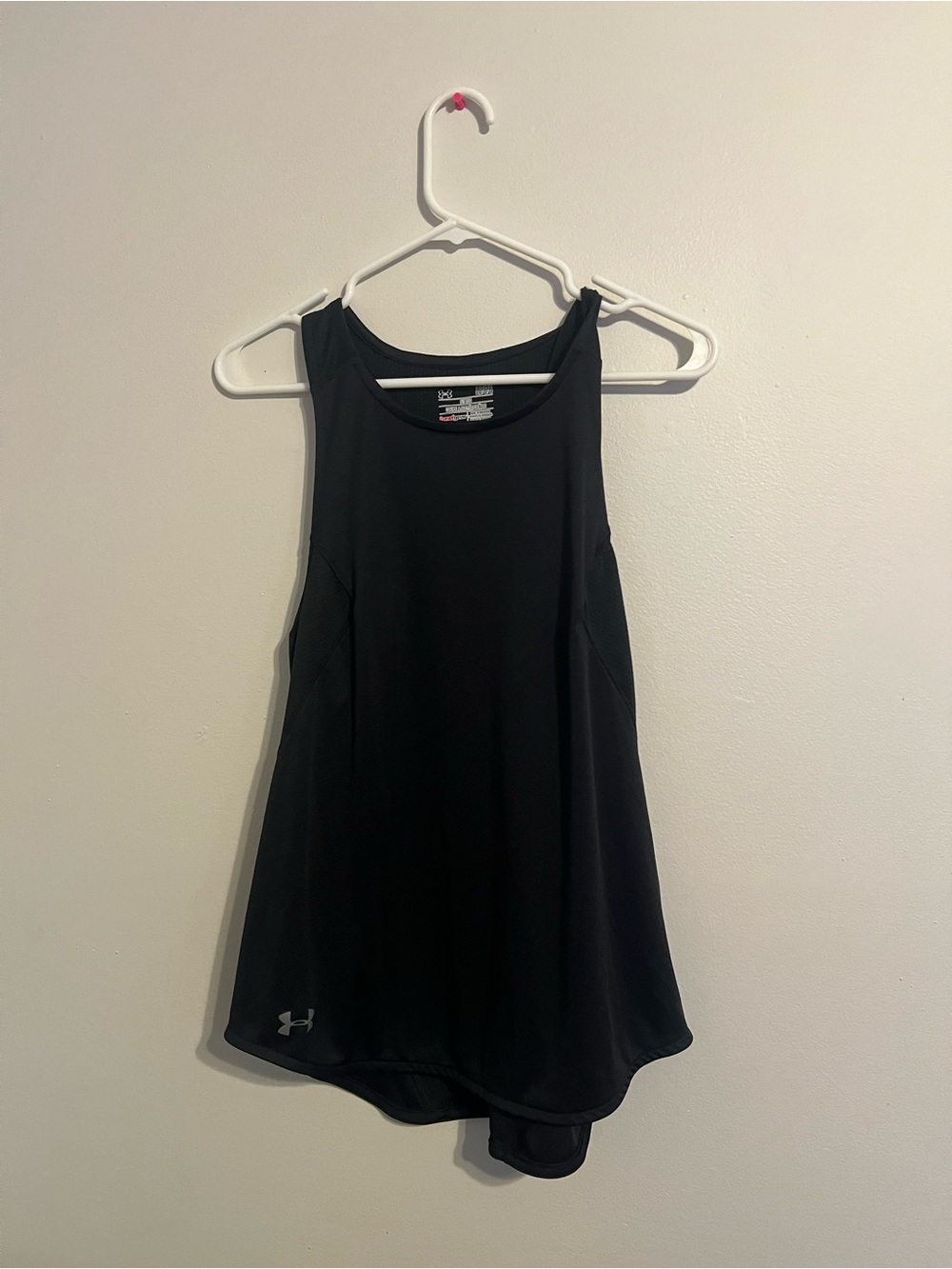 Under Armour Women's Heatgear Tank Top Size Large Black Fitted Athletic Shirt